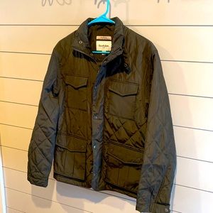 Mens Size Small Goodfellow & Co Dark Green.  Barley worn.  Great for spring!